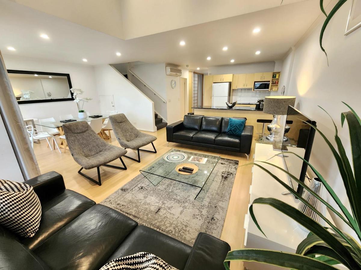Spacious 4 Bedroom And 2 Bathrooms City Apartment Adelaide Eksteriør bilde